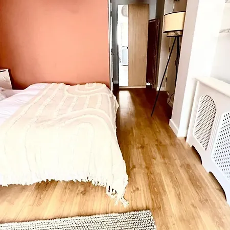 Apartment Standout Studio For Two Cheapside Bradford Bradford (West Yorkshire)